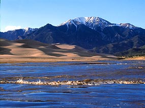 Surge flow in Medano Creek