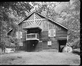 Hunters' cabin in Elkmont, photographed by Haas.
