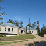 Trailer that is beingused as the Davis Bayou TemporaryVisitor Contact Center.