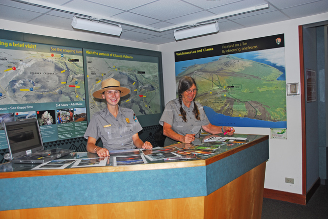 Kīlauea Visitor Center Information Desk