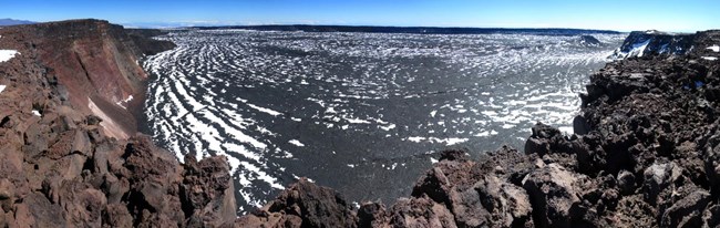Panorama of Moku’aweoweo Caldera from the summit of Mauna Loa