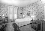 Guest Bedroom, Photo 1