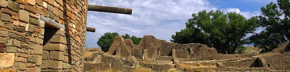 Great Kiva with Walls of West Ruin