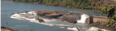 Willamette River Falls at Oregon City, Oregon - end of the Oregon Trail
