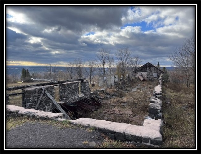 Dry house ruins