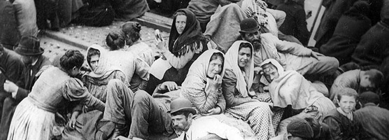 Historic photo: Immigrants aboard a ship
