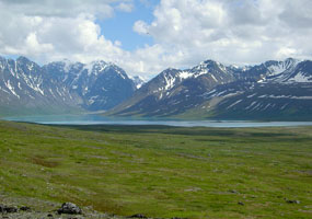 Turqoise Lake along the Telaquana Trail.