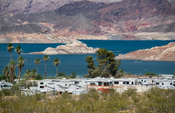 RVs camping next to Lake Mead