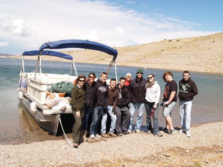 Spring Meadows Church youth group picked up over 100 pounds of trash at Kingman Wash.