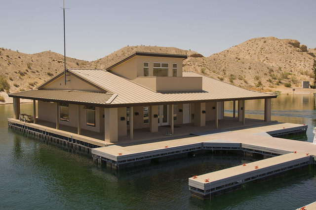 Cottonwood Cove floating marina services building