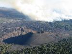 Bluff Fire burning behind Cinder Cone.