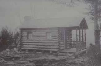 Example of an early style log house