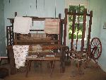 spining wheel and weaving loom