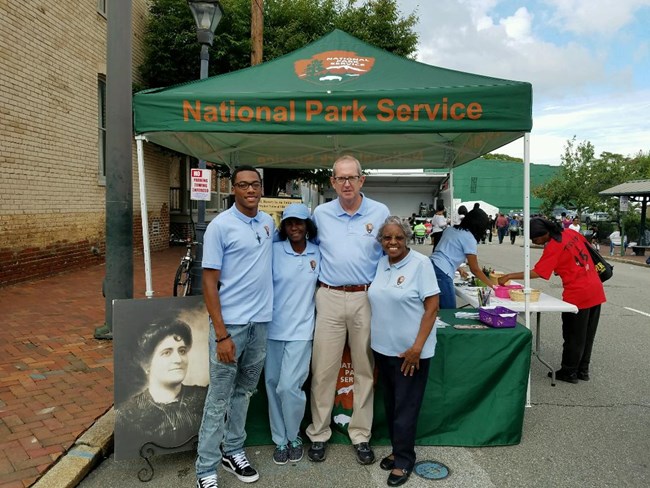 Volunteers at the Maggie L. Walker National Historic Site during the 2016 2nd Street Festival