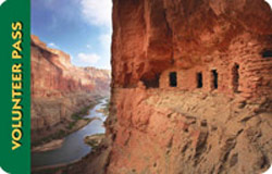 Volunteer Pass - Ancestral Puebloan dwelling above canyon