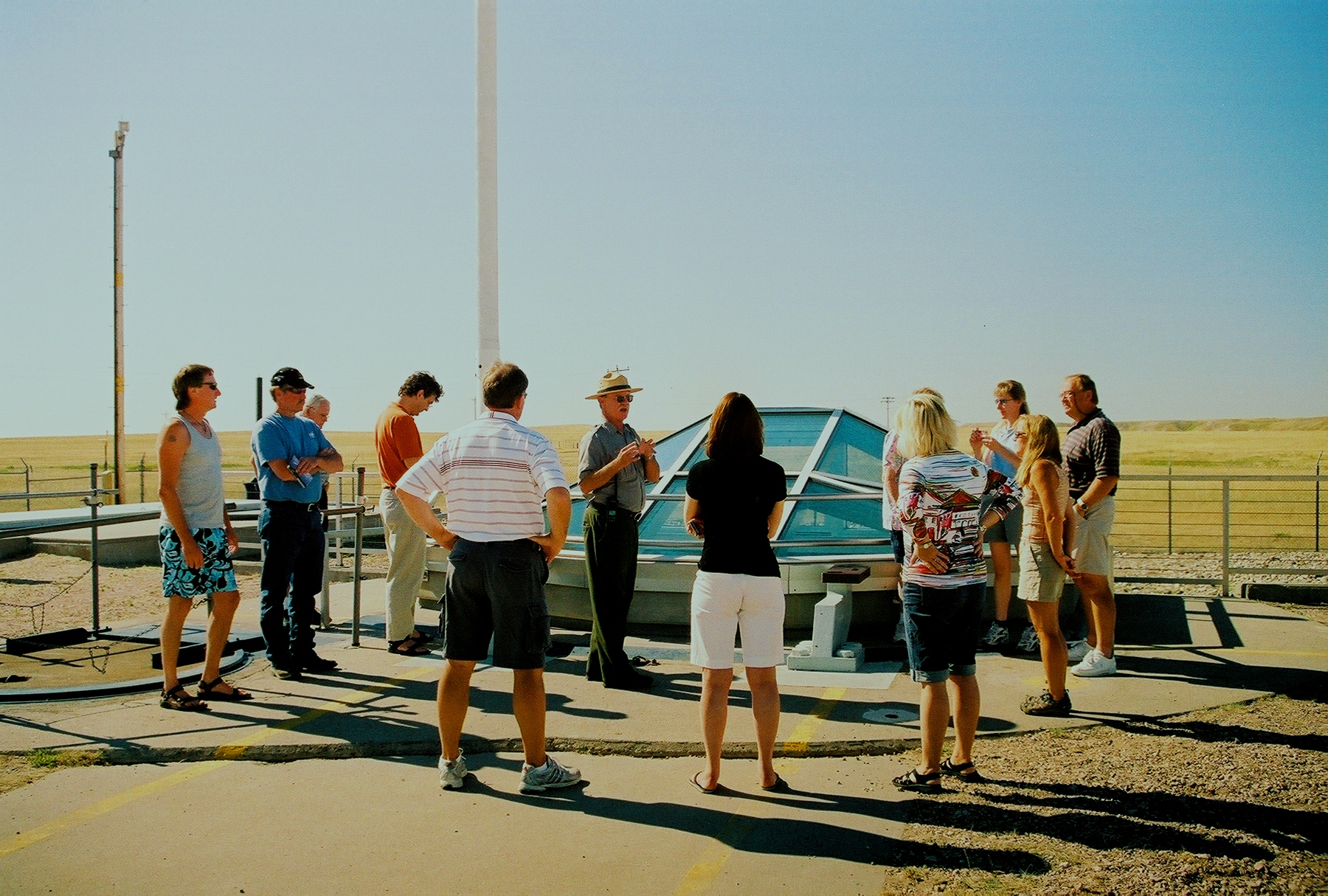 Ranger leads visitors on tour at Delta-09