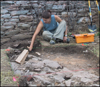 A Monocacy archeologist uncovers a previously unrecorded structure on the Best Farm.