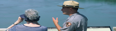 NPS Ranger and visitor at Three-states Overlook