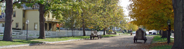 Explore the historic Lincoln neighborhood