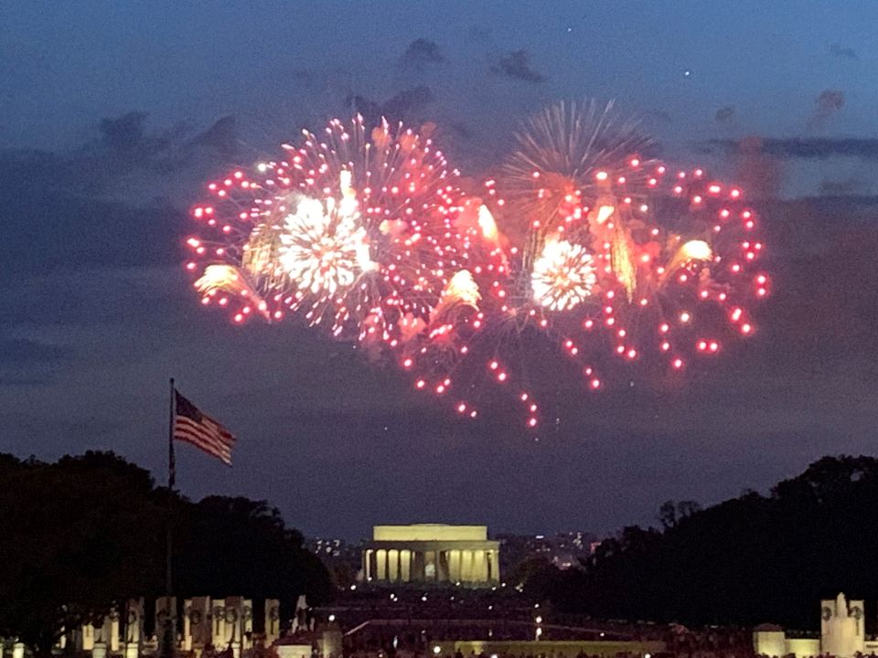 Fireworks over the Lincoln Memorial
