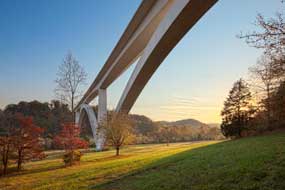 The double-arched bridge at Birdsong Hollow.  copyright nps/marc muench