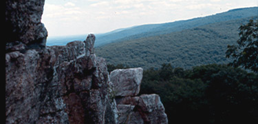 Chimney Rock offers a beautiful mountain view.