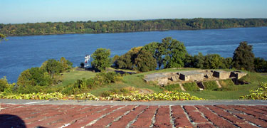 Photo of Battery White overlooking Potomac River