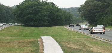 a picture of vehicles traveling south on the Baltimore Washngton Parkway