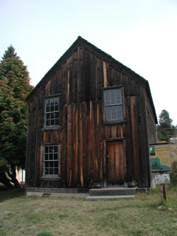 Pierce Court House