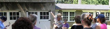 Ranger leading a tour of Val-Kill
