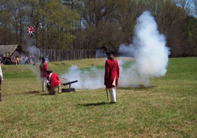 Loyalists firing cannon