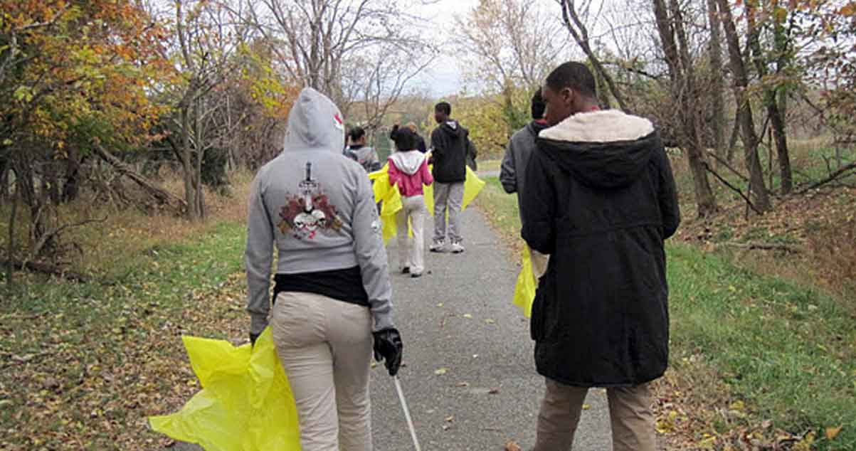 trail-volunteers