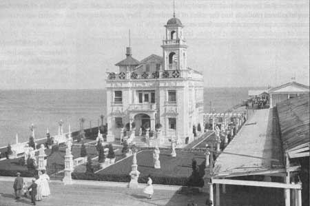 Young's Residence on Million Dollar Pier