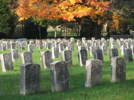 Modern photo of Antietam National Cemetery in the fall