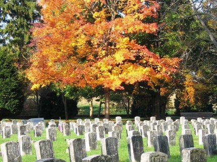 Photo of Antietam National Cemetery in the fall