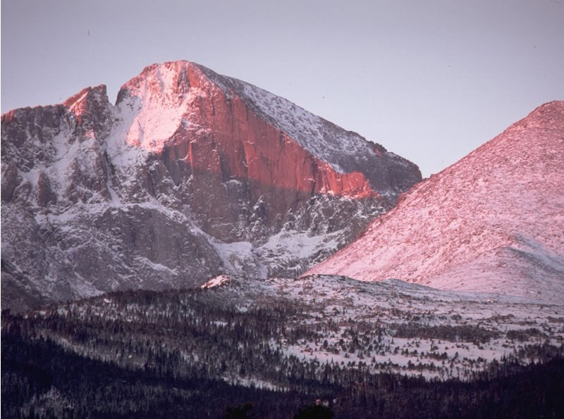 a photo of dawn at Longs Peak