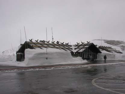 Photo-snow at Alpine Visitor Center