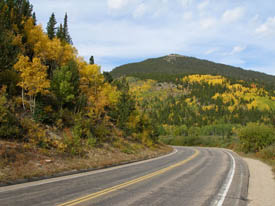Photo Trail Ridge Road in autumn near Hidden Valley