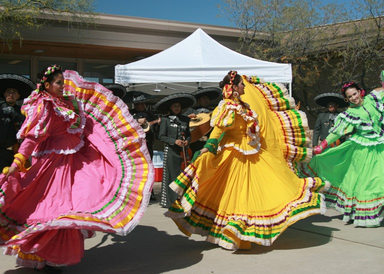 Fiesta de Saguaro