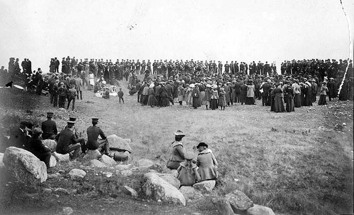 Monument_dedication_1904_redoubt