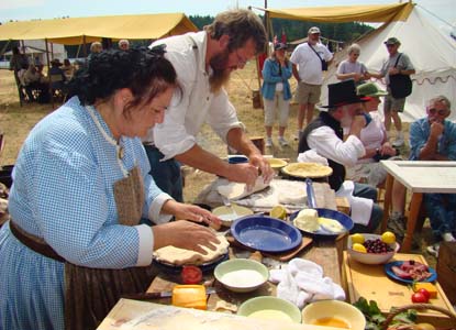 Sharron Lawler and Mike Murphy race to complete their dishes.