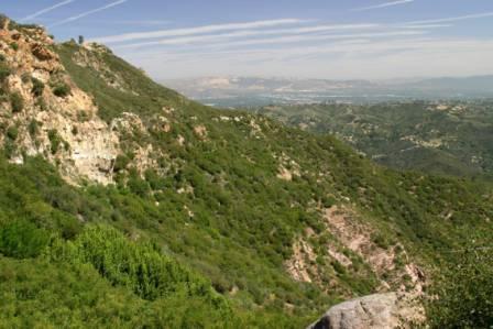 Landscapes strech as farther then even the boarders of the national recreation area.
