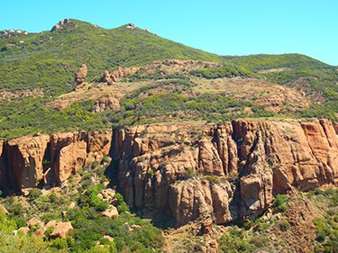 A view of the Echo Cliffs from the Mishe Mokwa Trail at Circle X Ranch.