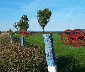 Today, white marker posts trace the positions of the soldiers' fortifications.