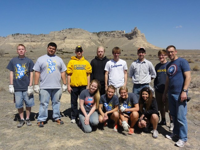 Gering High School students volunteering for a park clean up day.