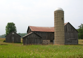 Dechow Barn and Silo