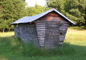 Eitzen Corn Crib Eitzen Corn Crib