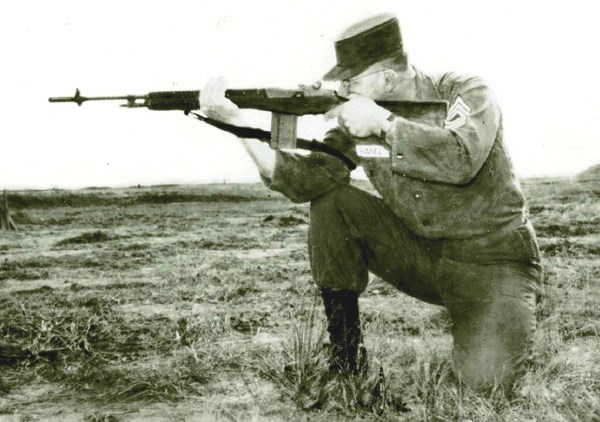 Springfield Armory M14 firing test