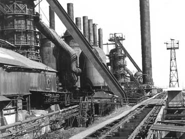 Heavy machinery of the Sloss Furnaces