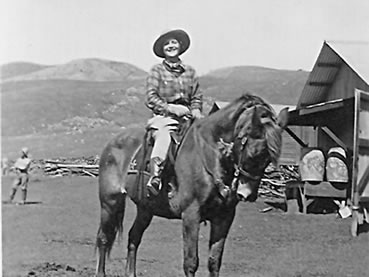 Anna Leialoha Perry-Fiske in 1939